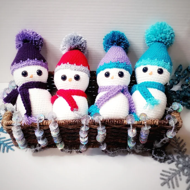 Free Crochet Snowman Pattern: Say Hello To My Little Frosty Friend!