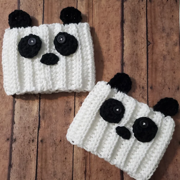 Panda Peek a Boo! Free and Easy Crochet Boot Cuffs