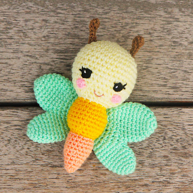 Free crochet butterfly baby rattle pattern