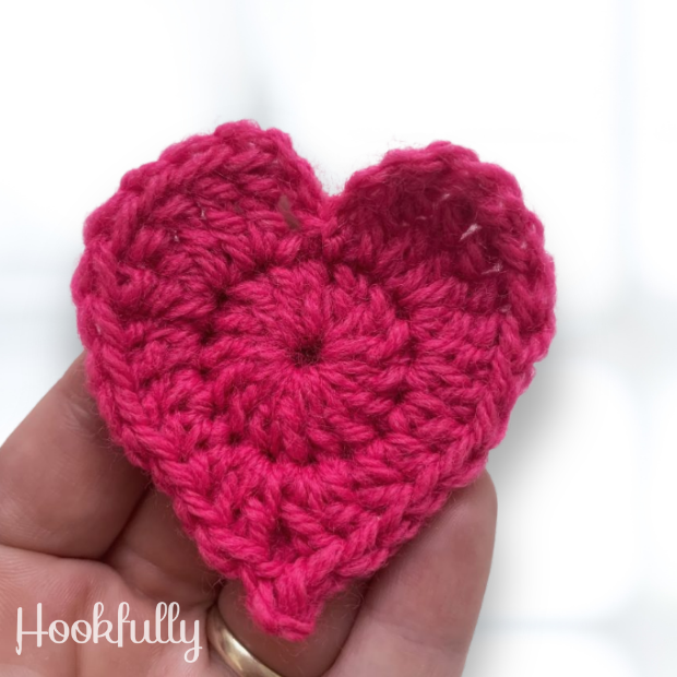 Free crochet heart applique pattern