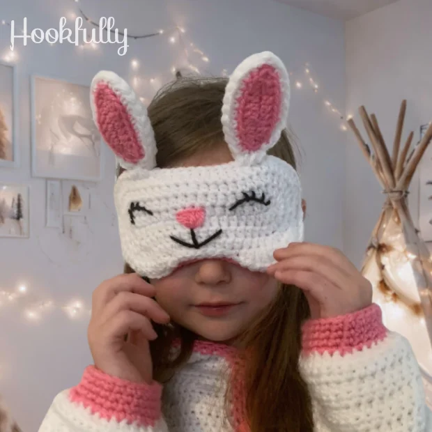Quick and easy bunny eye mask free crochet pattern for spring